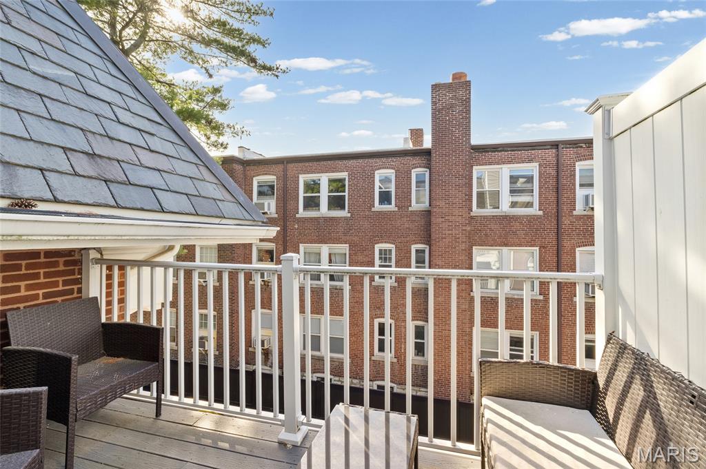 Renmore Condo Ph 01 - Residential