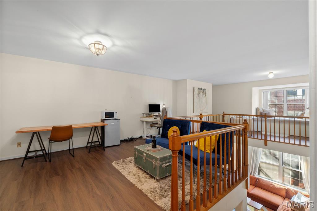 Renmore Condo Ph 01 - Residential