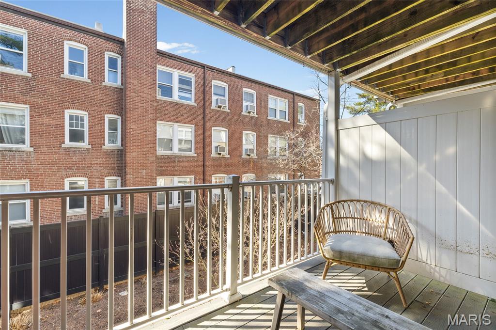 Renmore Condo Ph 01 - Residential