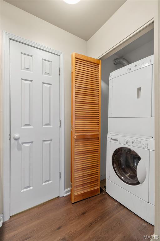 Renmore Condo Ph 01 - Residential