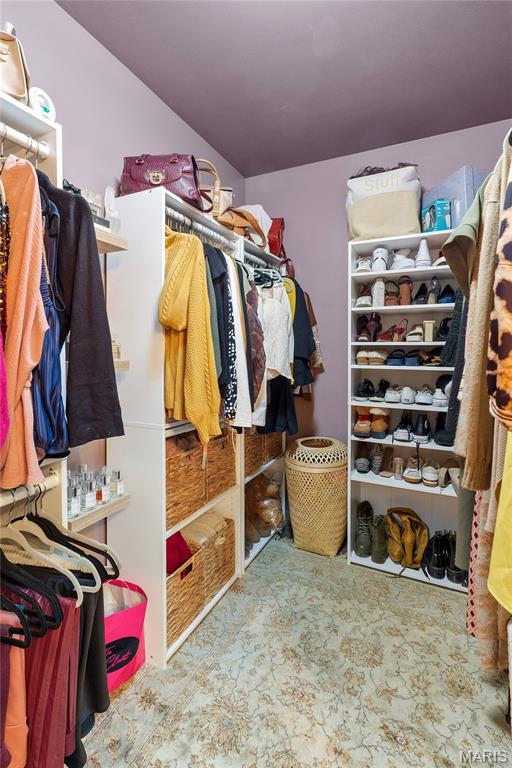 Renmore Condo Ph 01 - Residential