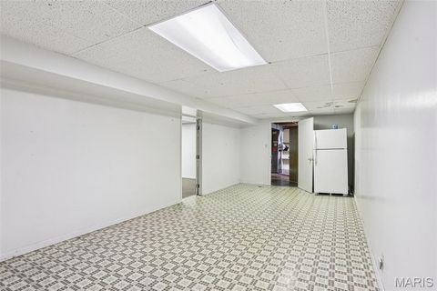 Tiny photo for 512 Bryan Avenue, Kirkwood, MO 63122 (MLS # 25071216)