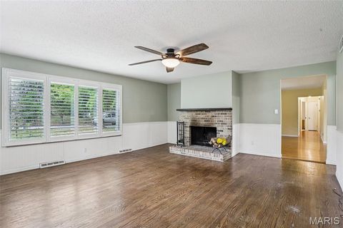 Tiny photo for 512 Bryan Avenue, Kirkwood, MO 63122 (MLS # 25071216)