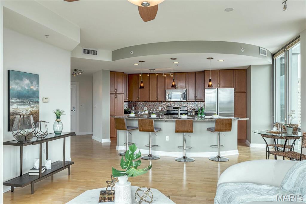 Park East Tower - Residential