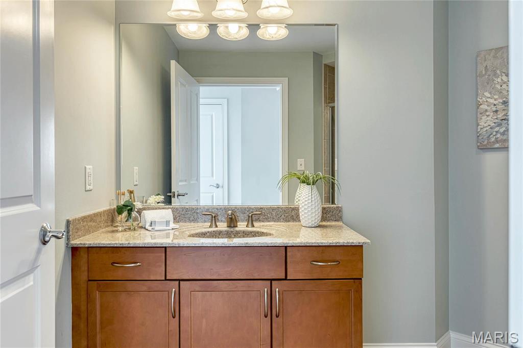 Park East Tower - Residential