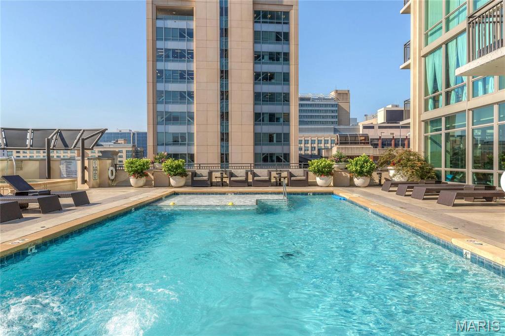 Park East Tower - Residential