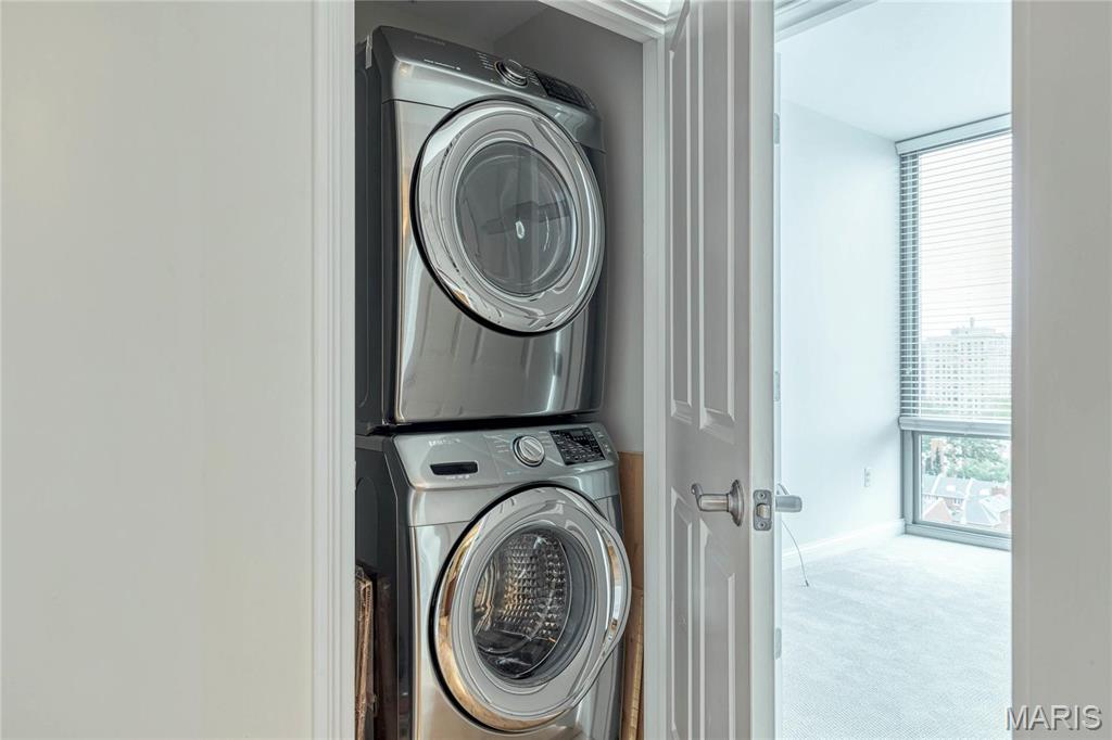 Park East Tower - Residential