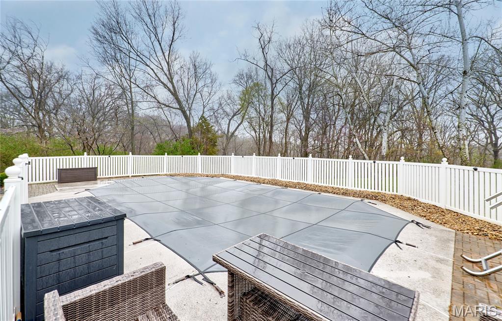 Lakes At Sheffield Forest - Residential