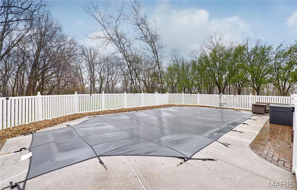 Lakes At Sheffield Forest - Residential