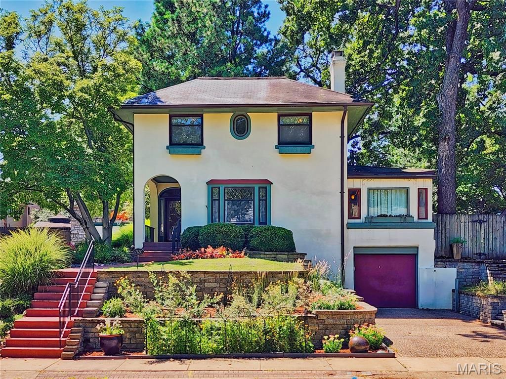 Photo of 7120 Lindell Boulevard, University City, MO 63130 (MLS # 25073712)