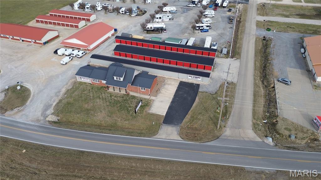 PT S1/2 SE - Commercial Sale