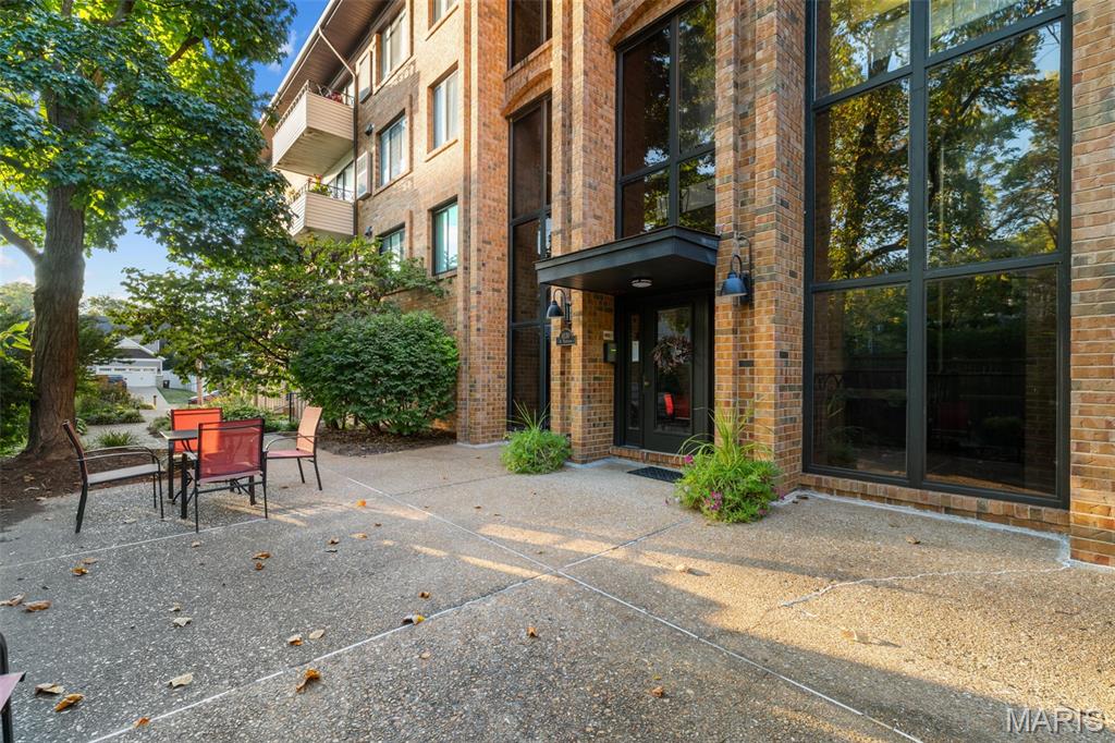 1030 N Harrison Avenue 403