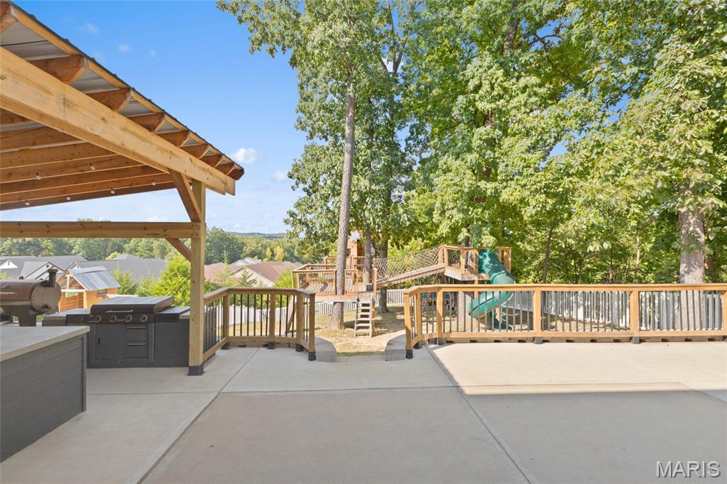 1409 Burrwyck Lane