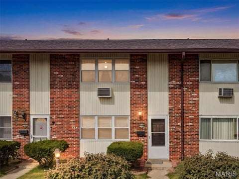 Photo of 7568 Hazelcrest Drive, Hazelwood, MO 63042 (MLS # 26059948)