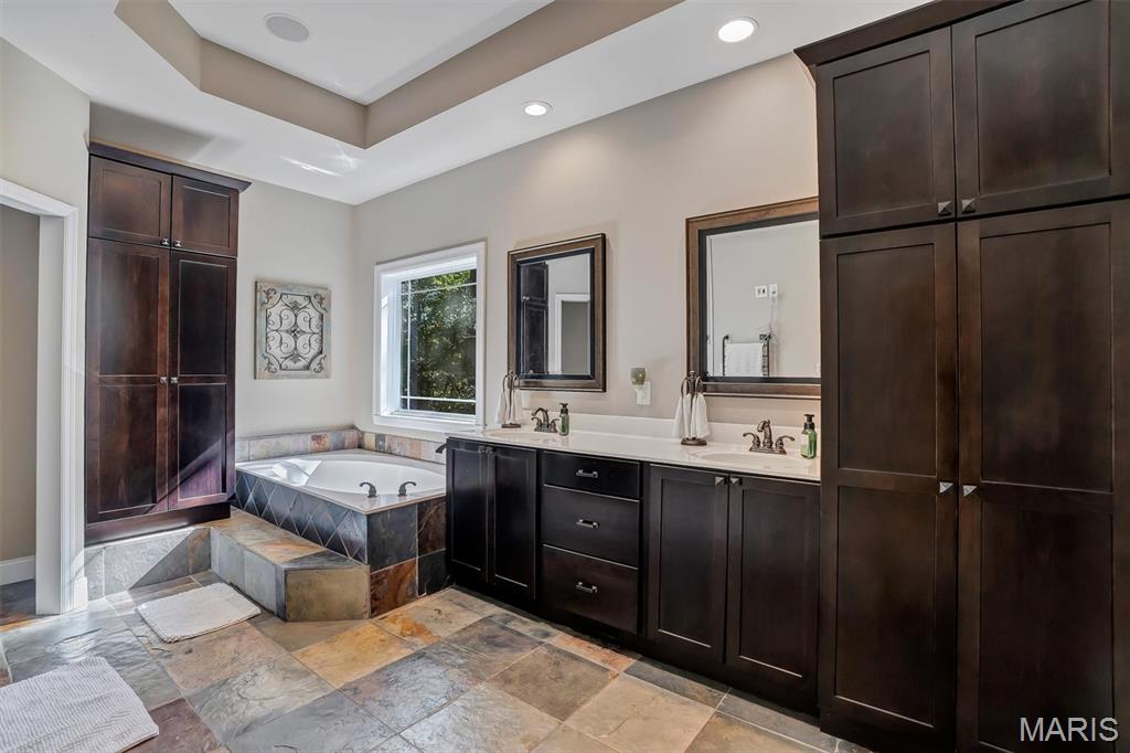 Seven Acres Wood - Residential