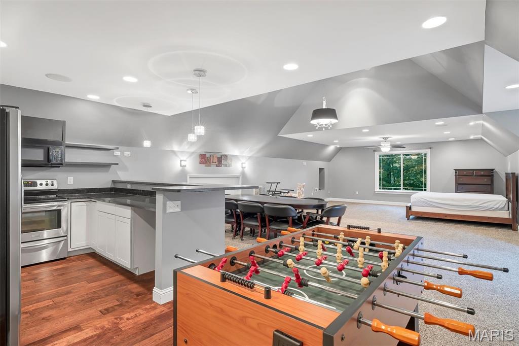 Seven Acres Wood - Residential