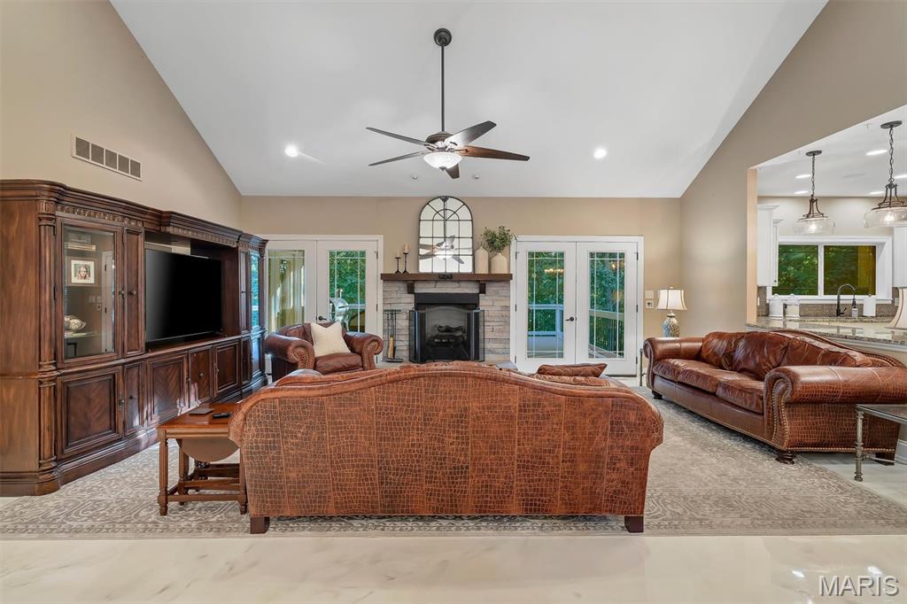 Seven Acres Wood - Residential