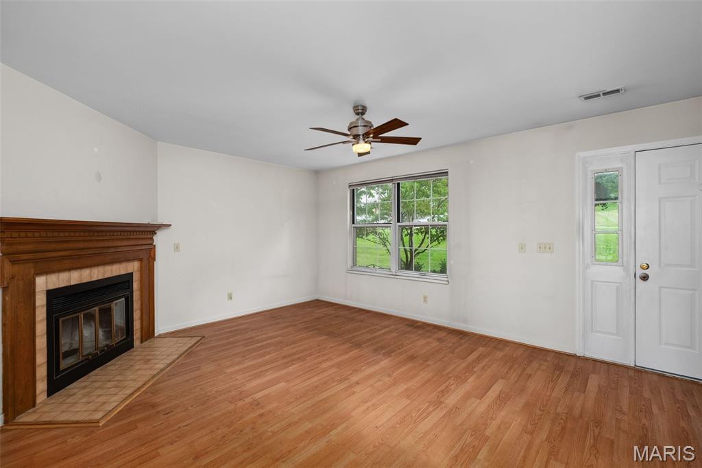 1712 Honeysuckle Drive 3