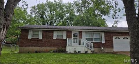Photo of 315 Smith Street, Farmington, MO 63640 (MLS # 26031191)