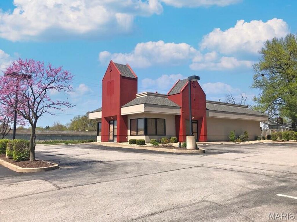 Photo of 11830 Lusher Road, St Louis, MO 63138 (MLS # 26026147)