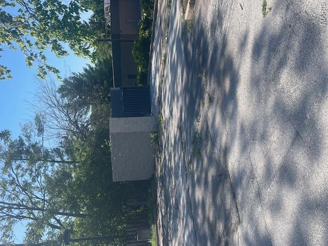 William R Page Estate Lt Pt 1 & Daniel - Commercial Sale