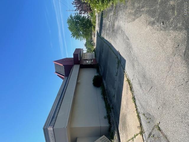 William R Page Estate Lt Pt 1 & Daniel - Commercial Sale