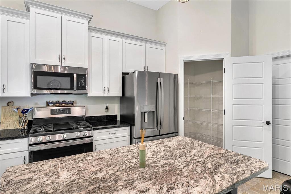 Majestic Lakes - Residential