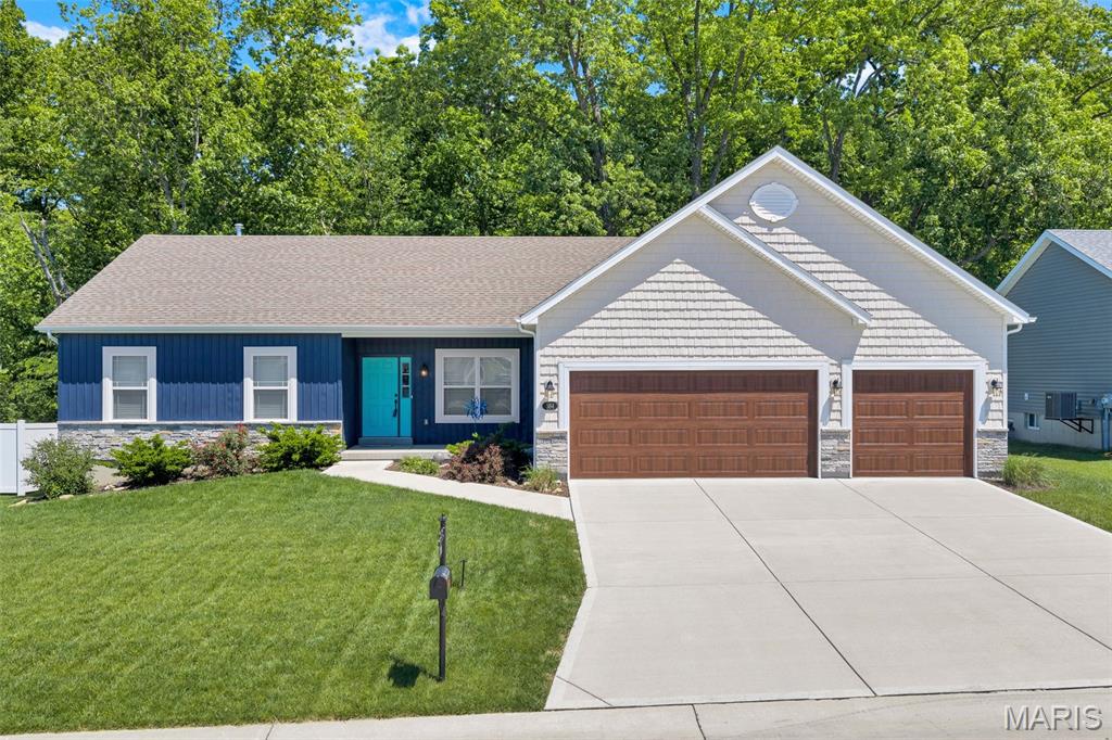 Majestic Lakes - Residential
