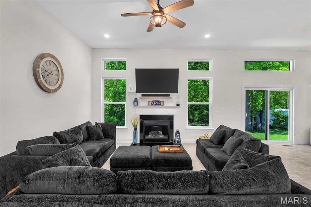 Majestic Lakes - Residential