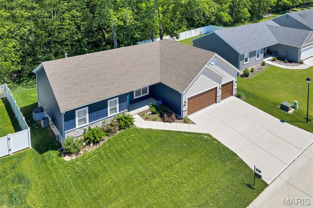 Majestic Lakes - Residential
