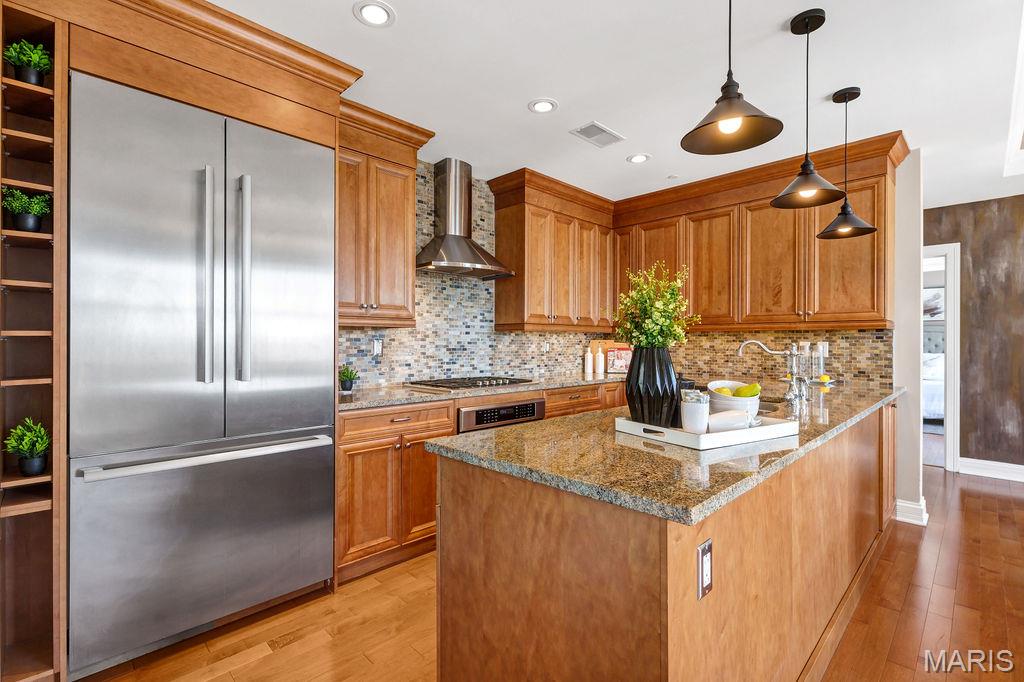 232 N Kingshighway Boulevard 1201