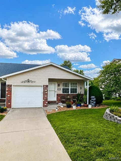 Photo of 105 Wenona Drive, Washington, MO 63090 (MLS # 26046160)