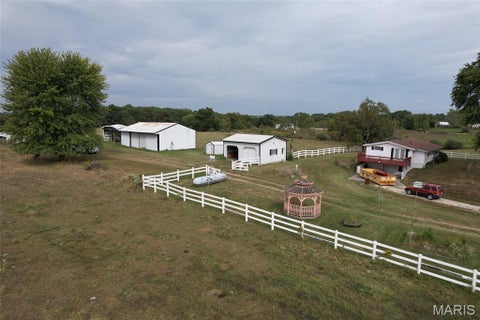 Photo of 3924 Pike 43, Bowling Green, MO 63334 (MLS # 26063138)
