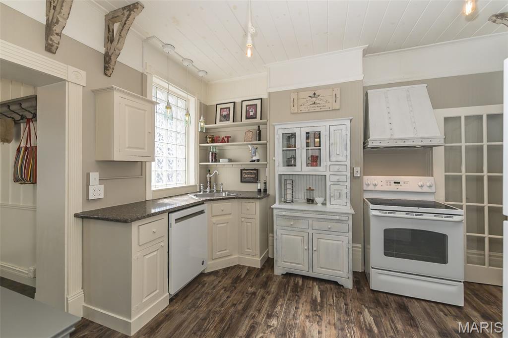 Crescent Ave - Residential