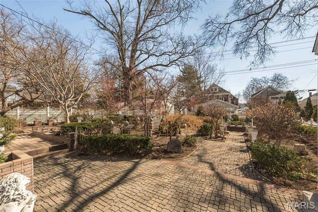 Crescent Ave - Residential