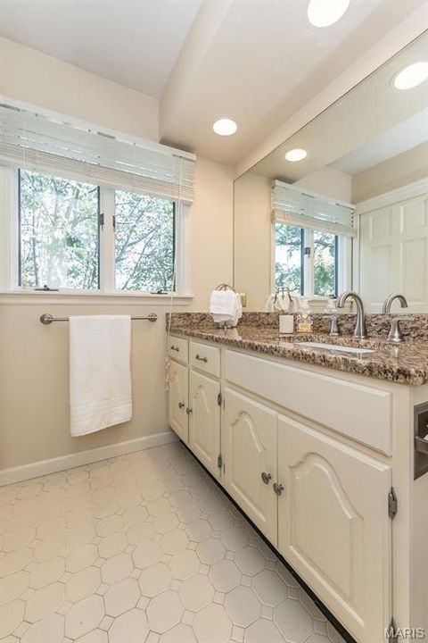 Tiny photo for 1620 Chalmers Drive, Chesterfield, MO 63017 (MLS # 25064180)
