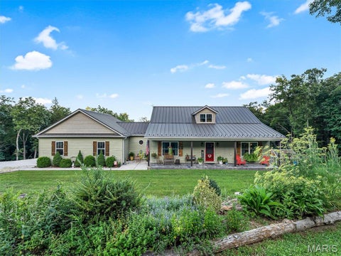 Photo of 274 Calvey Crossing Lane, Robertsville, MO 63072 (MLS # 26046208)