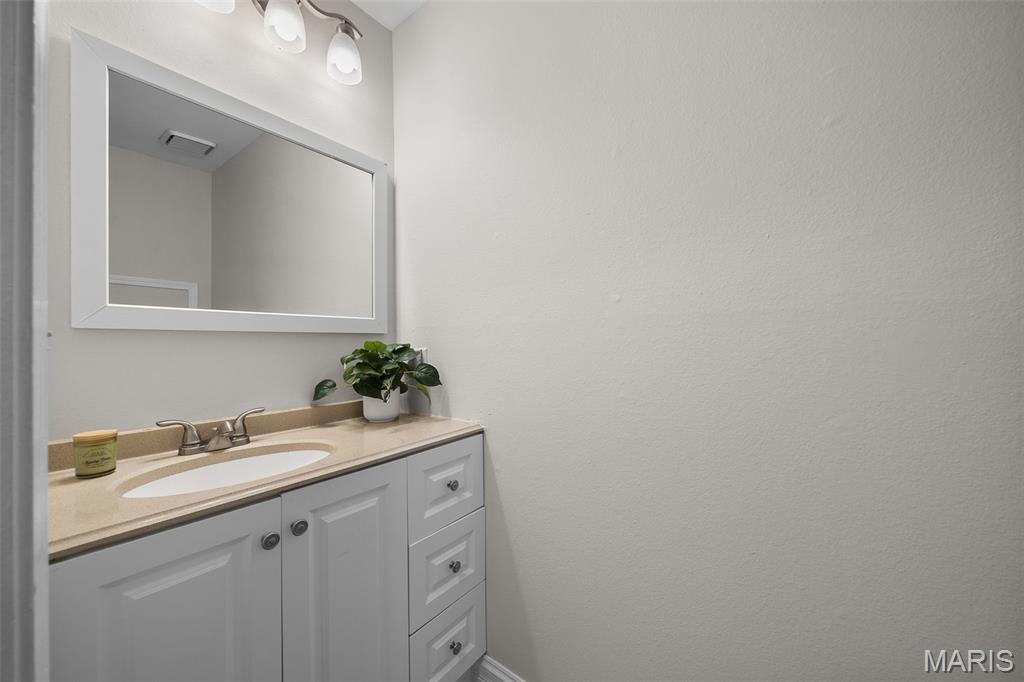 Hickory Sound Condo I Ph I - Residential