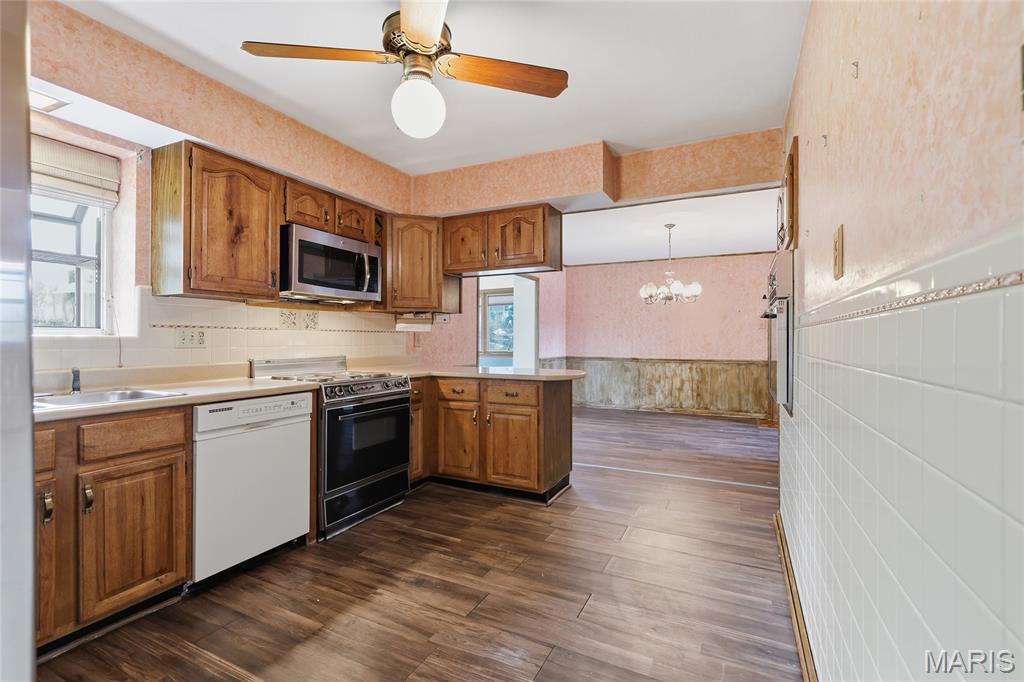 Bellewood Park Sec 5 Blk B Lts 8 & - Residential