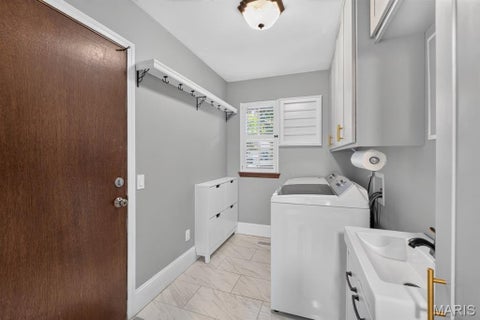 Tiny photo for 410 Gunnison Gorge Drive, Ballwin, MO 63011 (MLS # 26054368)