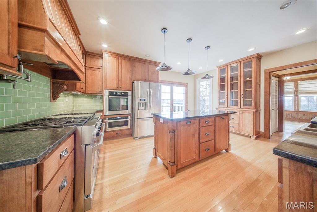 1601 E State Route 72