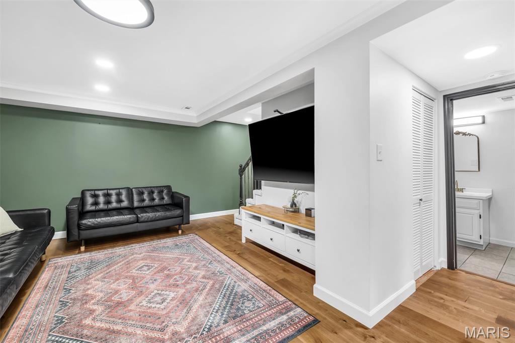 Spring Hill Farm Condo Ph 1-B - Residential