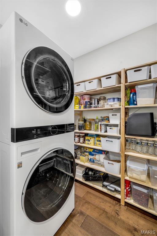 Spring Hill Farm Condo Ph 1-B - Residential