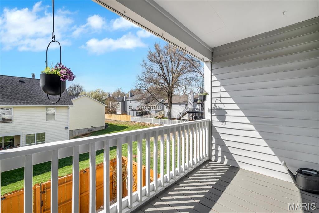 Spring Hill Farm Condo Ph 1-B - Residential