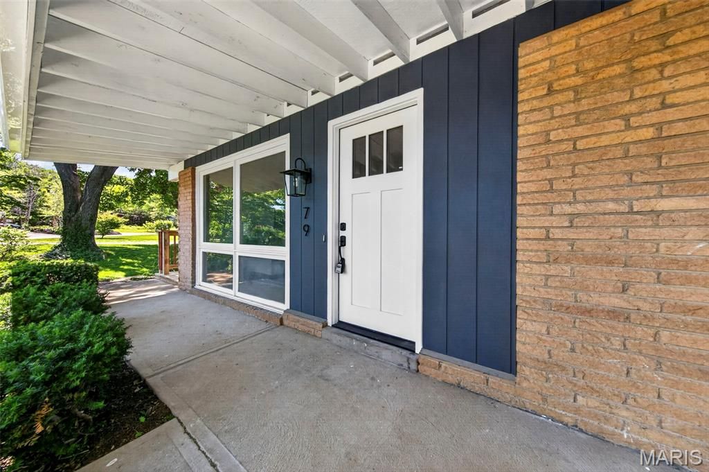 Photo of 79 Willow Brook Drive, St Louis, MO 63146 (MLS # 26029327)