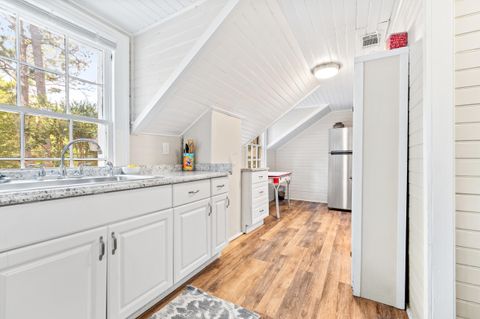 Tiny photo for 607 Colleton Avenue SE, Aiken, SC 29801 (MLS # 221708)