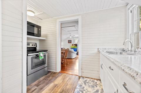 Tiny photo for 607 Colleton Avenue SE, Aiken, SC 29801 (MLS # 221708)