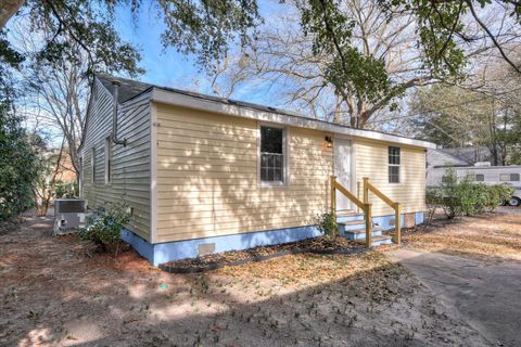 Tiny photo for 303 Columbia Avenue NW, Aiken, SC 29801 (MLS # 221285)