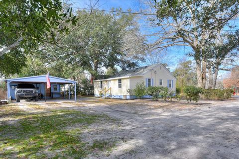 Tiny photo for 303 Columbia Avenue NW, Aiken, SC 29801 (MLS # 221285)