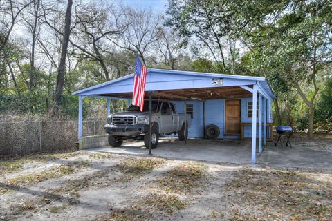 Tiny photo for 303 Columbia Avenue NW, Aiken, SC 29801 (MLS # 221285)